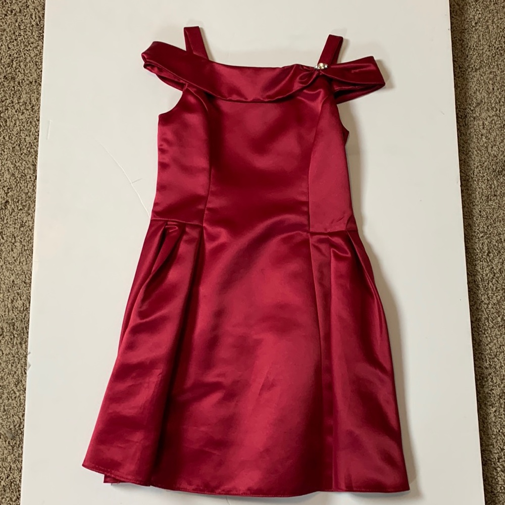Jessica McClintock Beautiful Elegant Red Children’s Dress